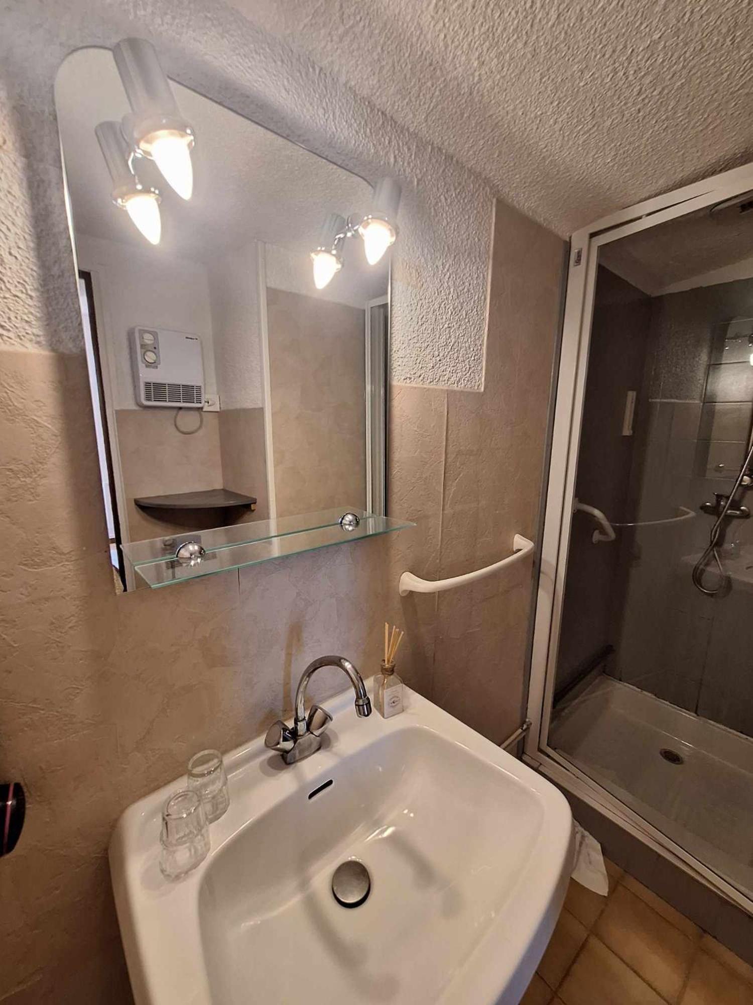 Hotel Le Connetable Saint-Bonnet-en-Champsaur Eksteriør bilde